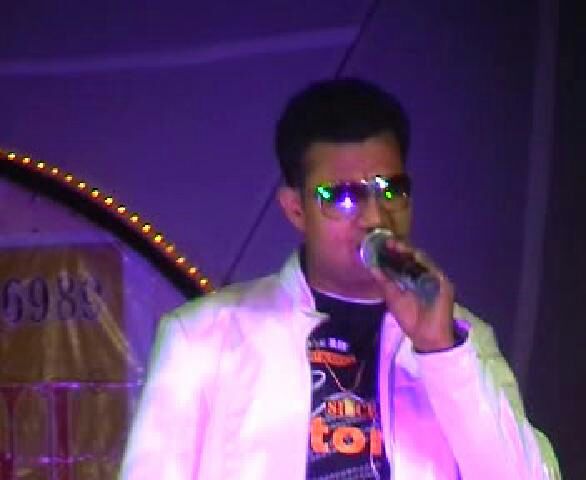 professional male singer zarqa jordan